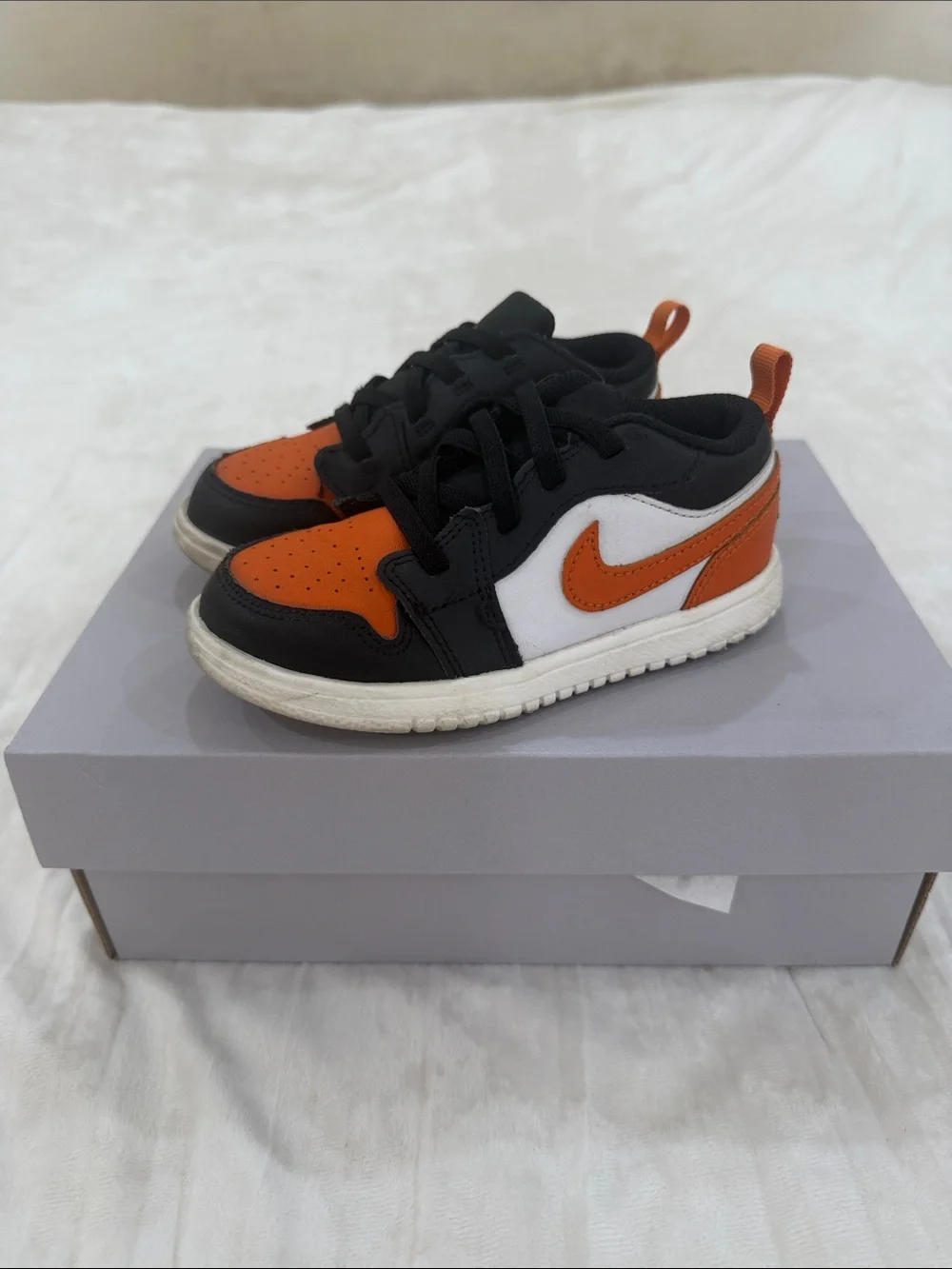 Nike Kids Black, Orange & White Low-Top Sneakers